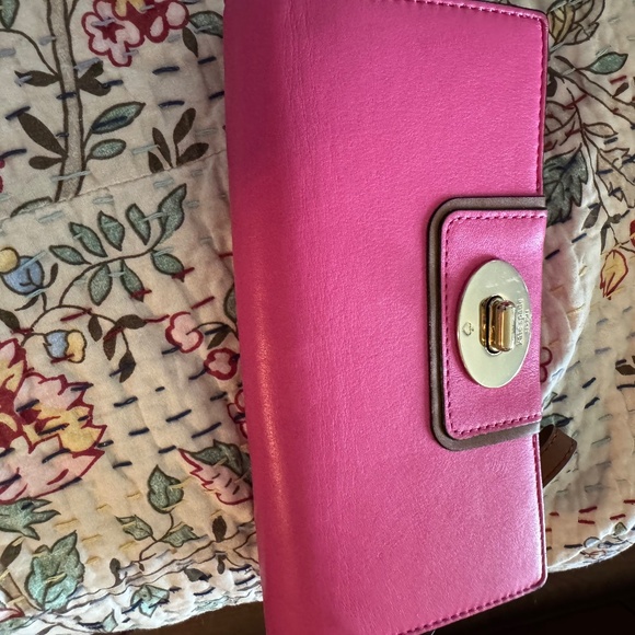 EUC Kate Spade Pink Leather Wristlet - Picture 1 of 6